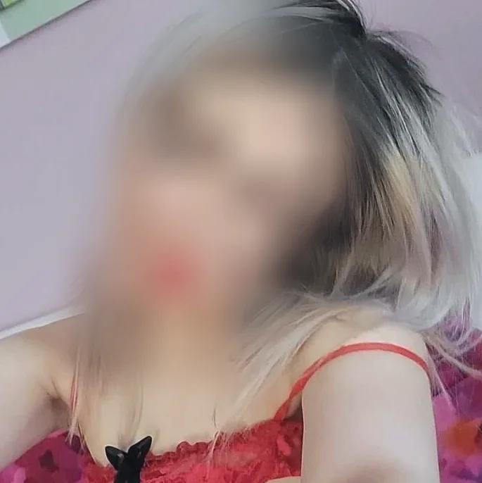 Aino, 21