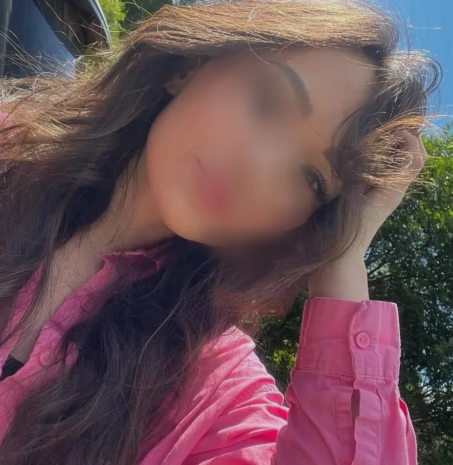 Merja, 25