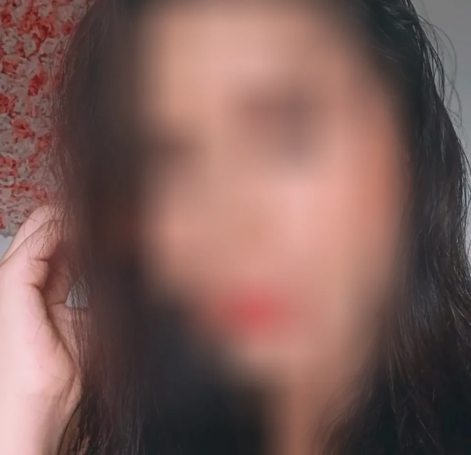 Michelle, 29