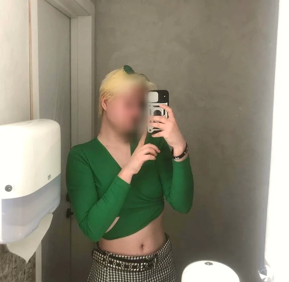 Saara, 20