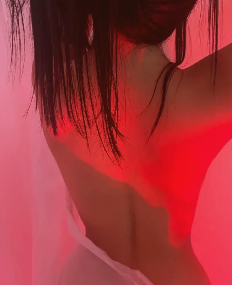 Veera, 23